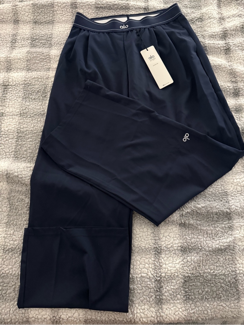 ALO Yoga Navy Women's Performance Trousers